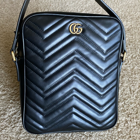 Gucci Handbags - Gucci Black GG Marmont Messenger Crossbody Bag